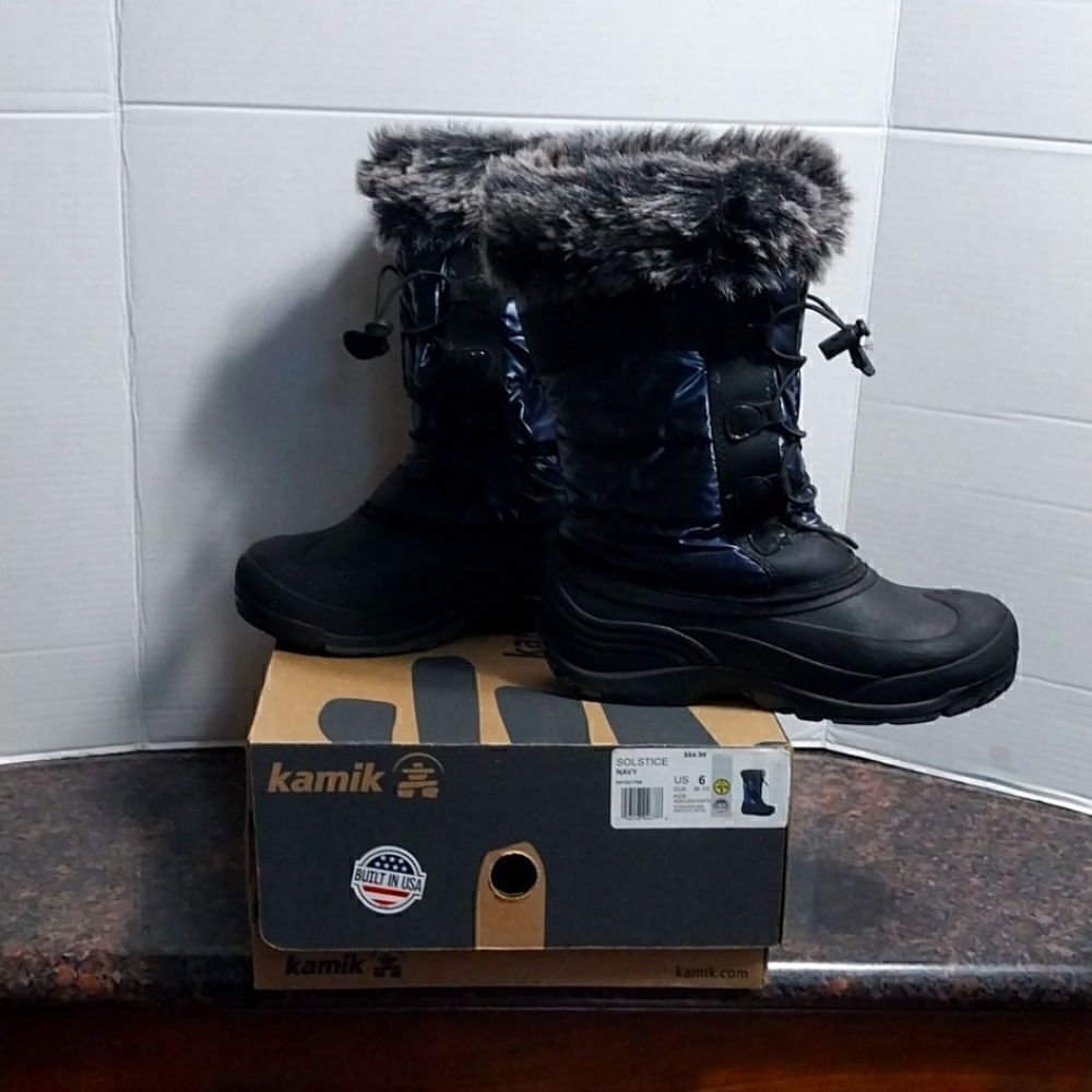 UNISEX KAMIK Boots...SIZE 6...EUC